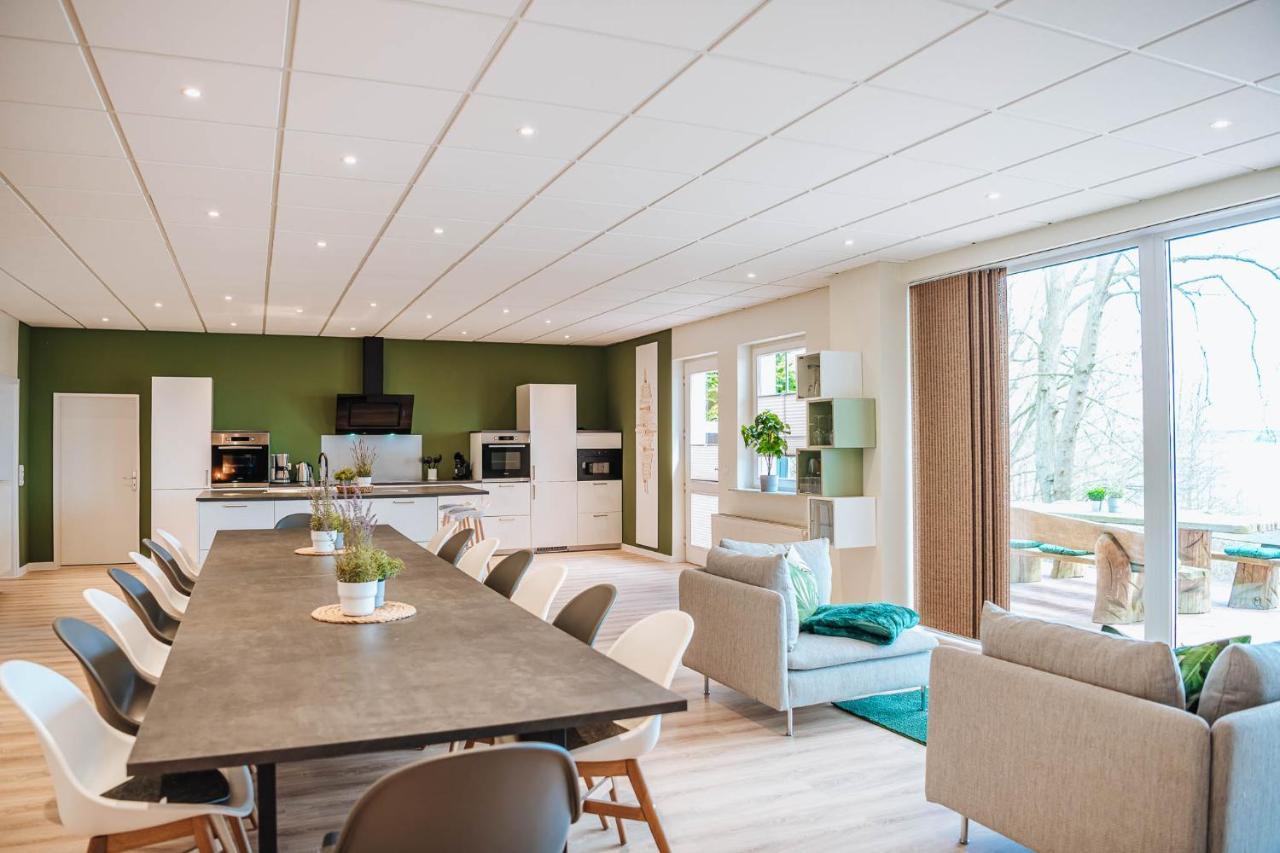 Xxl Ferienhaus Goldberger See - Sauna - 16 Personen Bagian luar foto