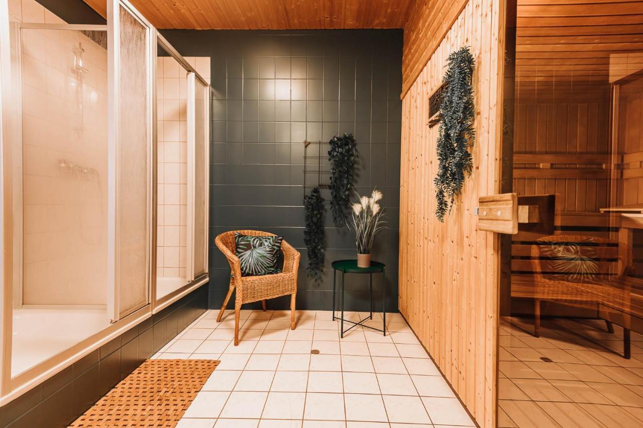 Xxl Ferienhaus Goldberger See - Sauna - 16 Personen Bagian luar foto